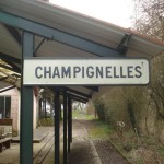 Les quais de la gare de Champignelles
